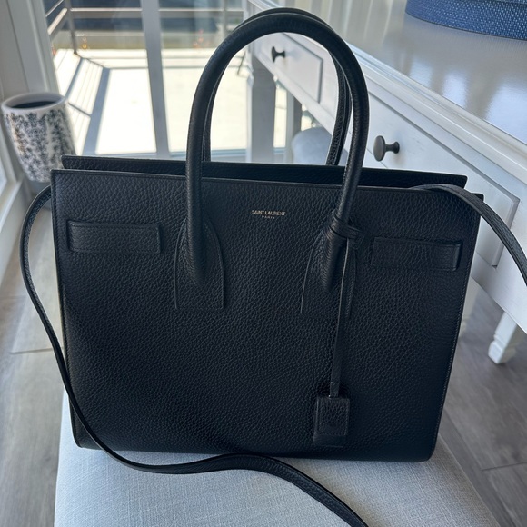Small Saint Laurent Sac De Jour in grained leather!! GREAT CONDITION!! - Picture 3 of 12